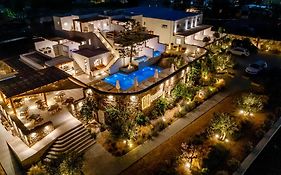 Oliving Mykonos Luxury Suites